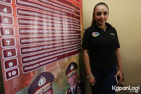 Foto Regina Andriane Saputri