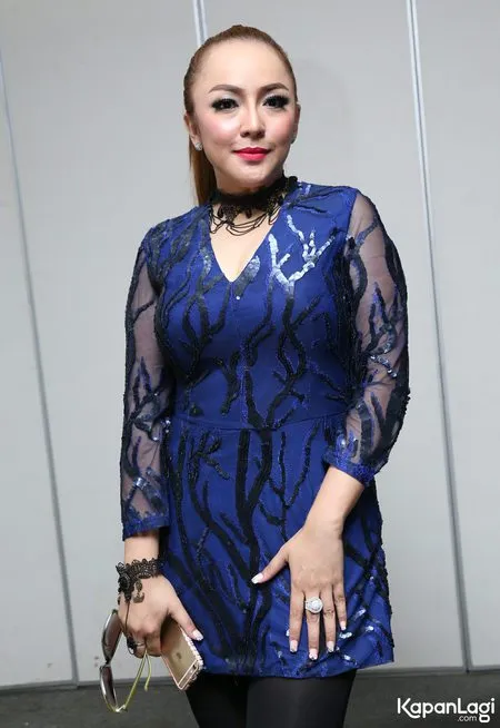 Foto Regina Andriane Saputri