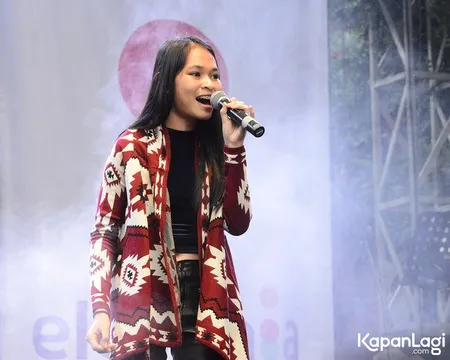 Foto Regina Poetiray