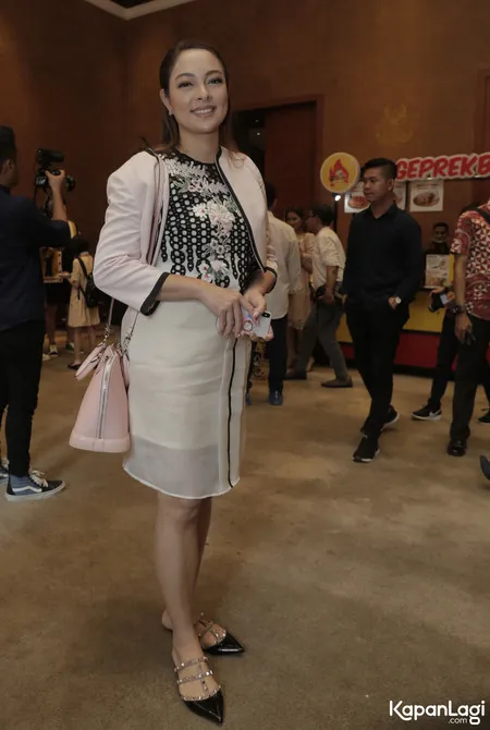 Foto Reisa Broto Asmoro