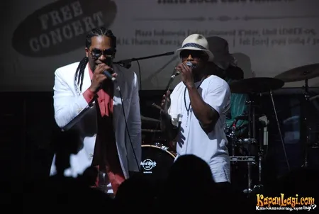 Foto Remarkable Current