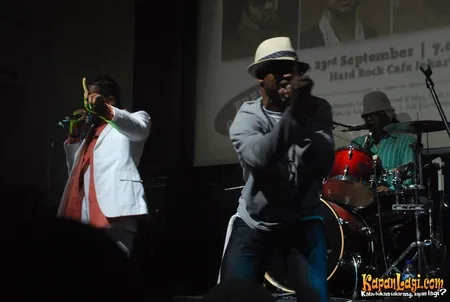 Foto Remarkable Current