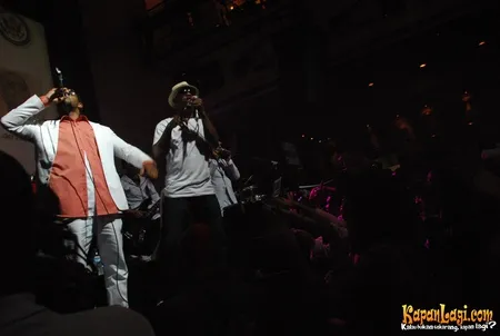 Foto Remarkable Current