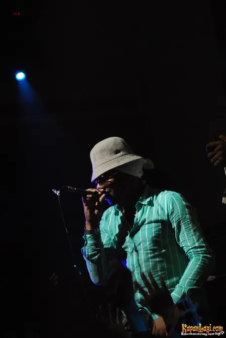 Foto Remarkable Current