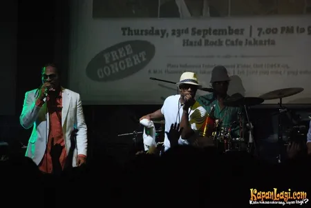 Foto Remarkable Current