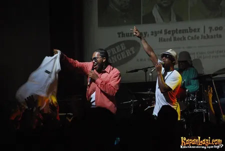 Foto Remarkable Current