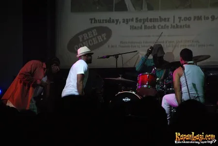 Foto Remarkable Current