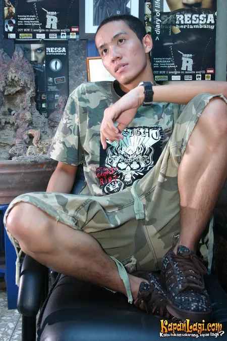 Foto Ressa Herlambang