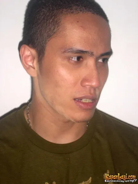 Foto Ressa Herlambang