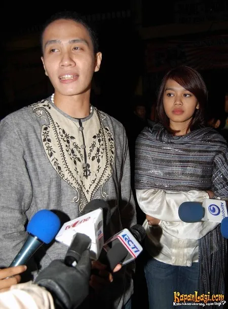 Foto Ressa Herlambang