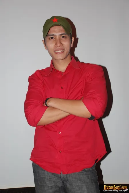 Foto Ressa Herlambang