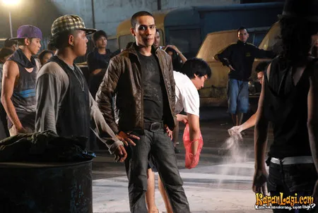 Foto Ressa Herlambang