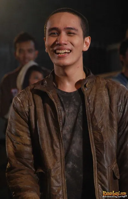 Foto Ressa Herlambang