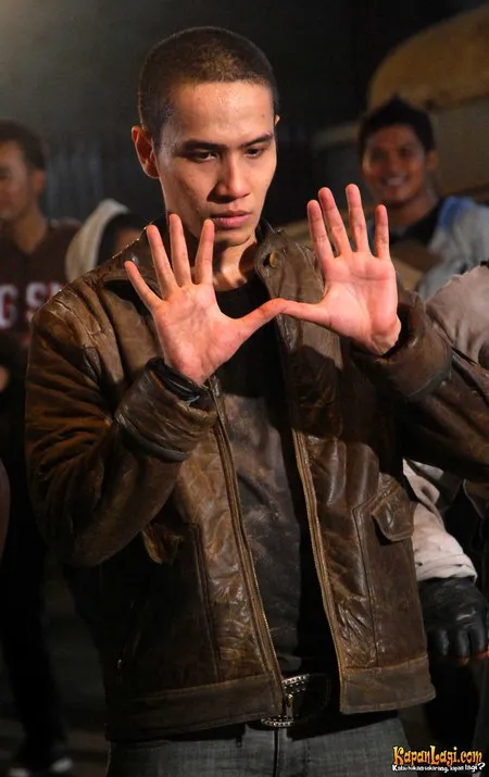 Foto Ressa Herlambang