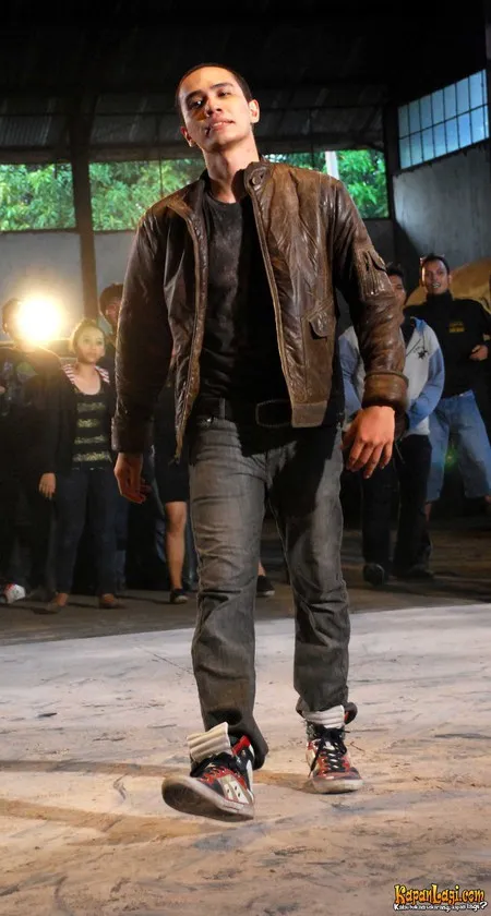 Foto Ressa Herlambang