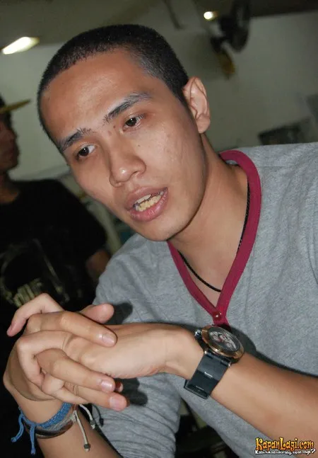 Foto Ressa Herlambang