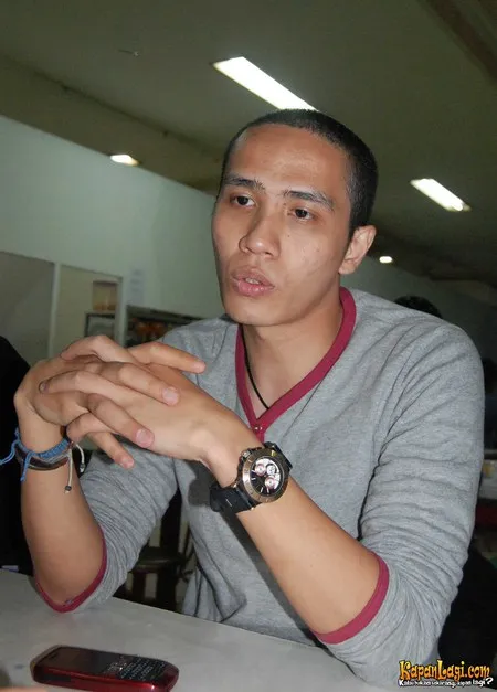 Foto Ressa Herlambang