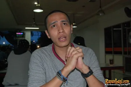 Foto Ressa Herlambang