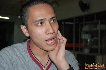 Foto Ressa Herlambang