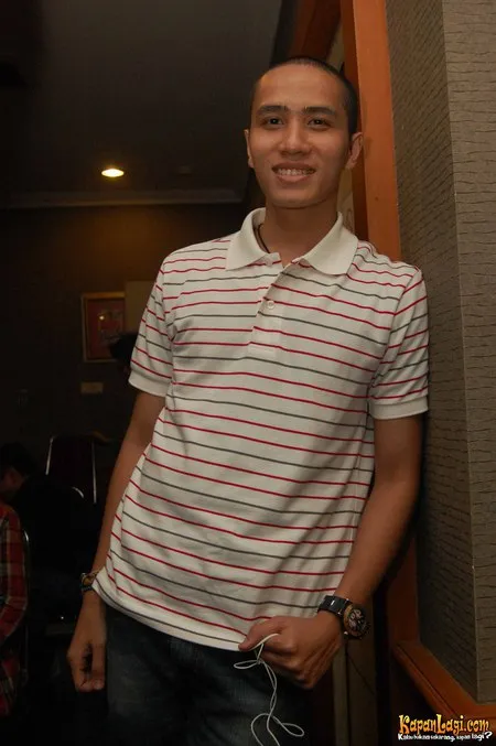 Foto Ressa Herlambang