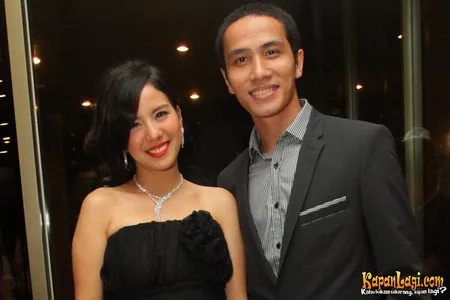 Foto Ressa Herlambang