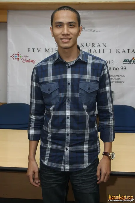 Foto Ressa Herlambang