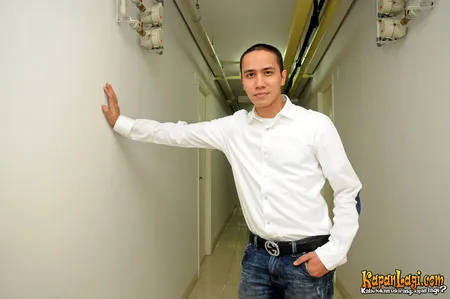 Foto Ressa Herlambang