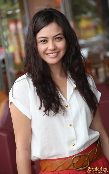 Foto Revalina S Temat. Nomor Foto: 667