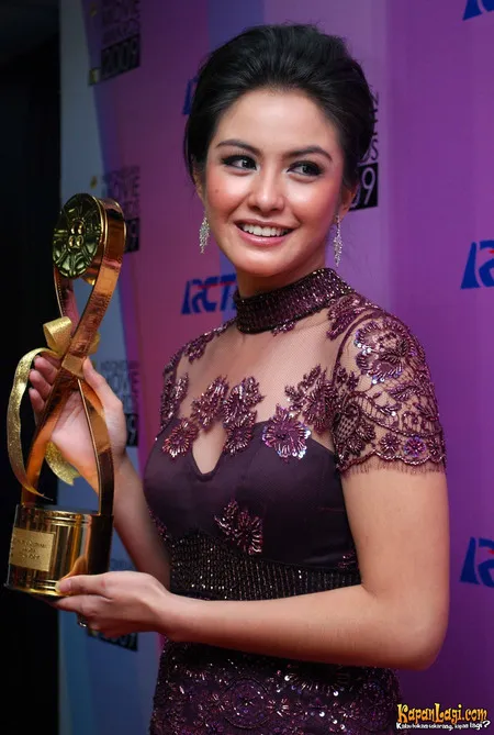 Foto Revalina S Temat