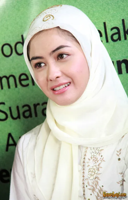 Foto Revalina S Temat