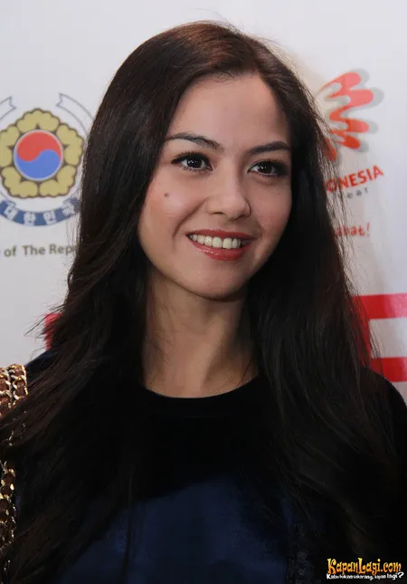 Foto Revalina S Temat