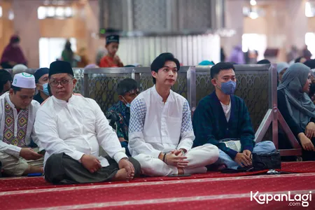 Foto Rey Mbayang