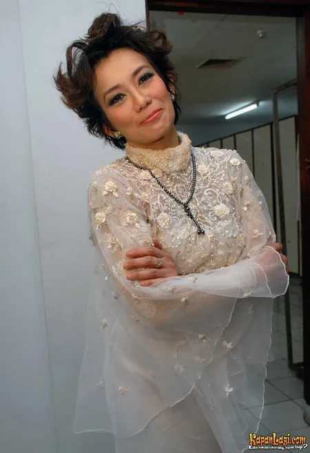 Foto Reza Artamevia