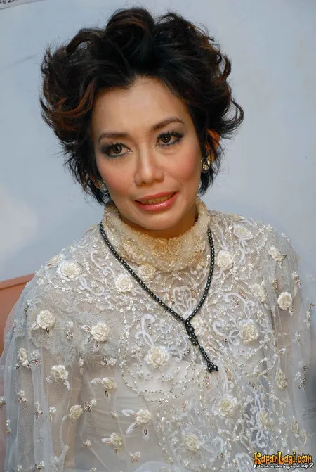 Foto Reza Artamevia