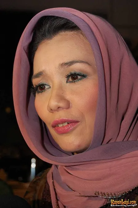Foto Reza Artamevia