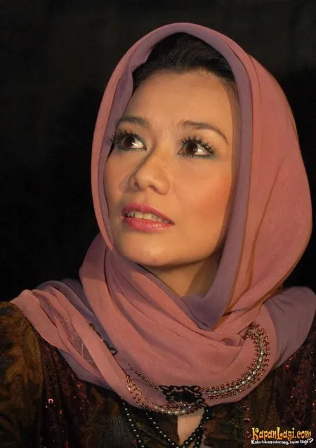 Foto Reza Artamevia