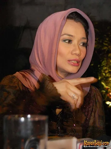 Foto Reza Artamevia