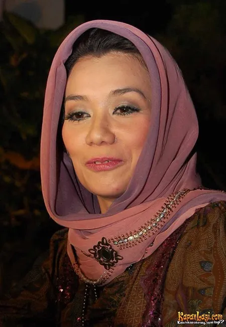Foto Reza Artamevia
