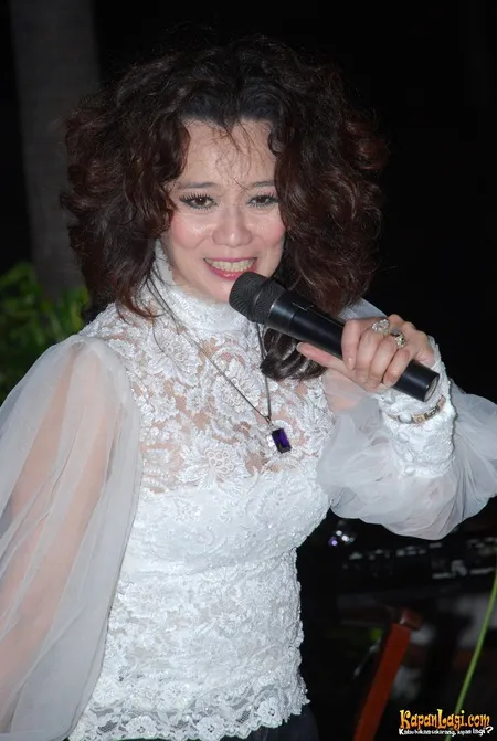 Foto Reza Artamevia