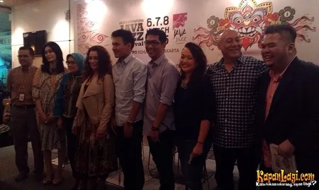 Foto Reza Artamevia