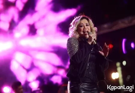 Foto Reza Artamevia