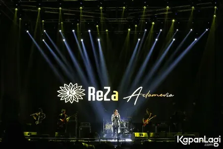 Foto Reza Artamevia