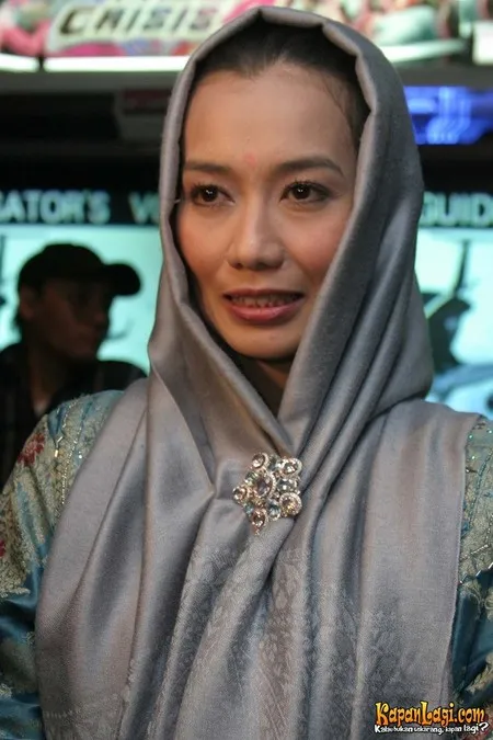 Foto Reza Artamevia