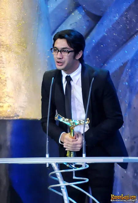 Foto Reza Rahadian
