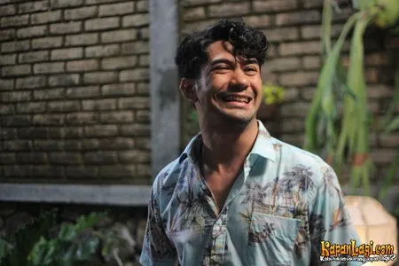 Foto Reza Rahadian
