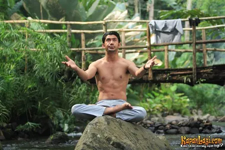 Foto Reza Rahadian