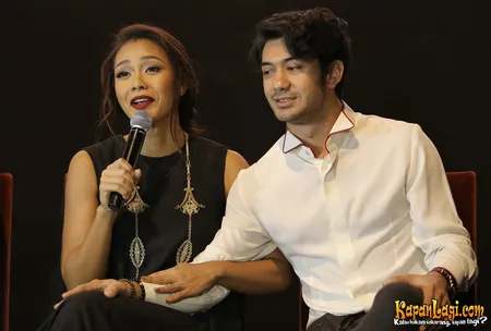 Foto Reza Rahadian