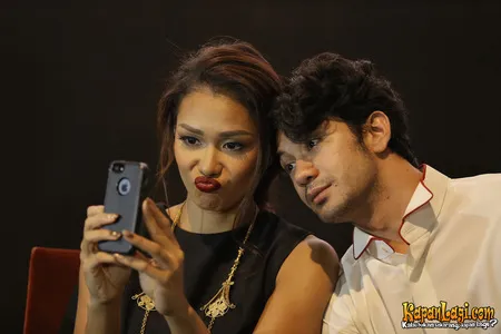 Foto Reza Rahadian