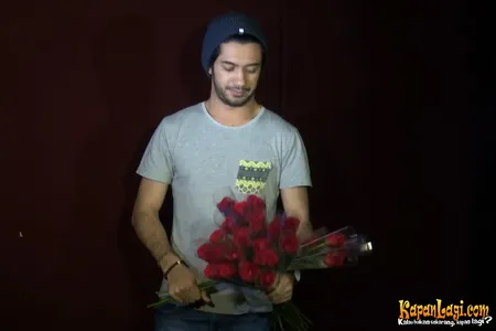 Foto Reza Rahadian