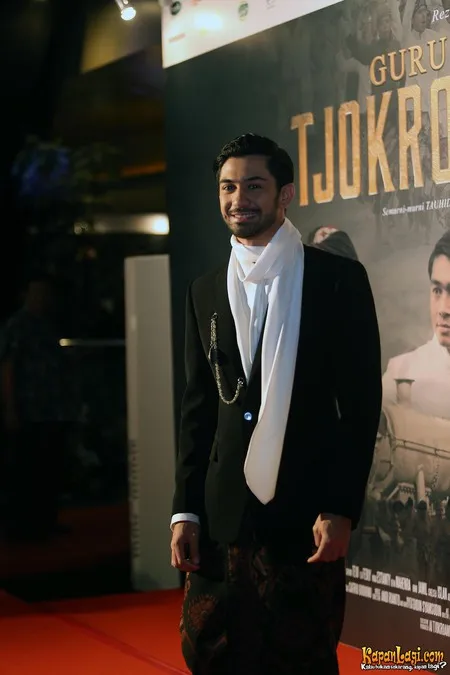 Foto Reza Rahadian